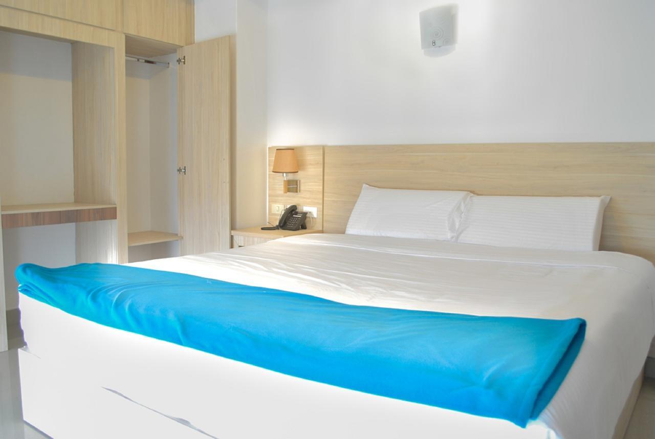 Hotel - Centro Comercial Punta Del Mar Salinas (Santa Elena) Kültér fotó